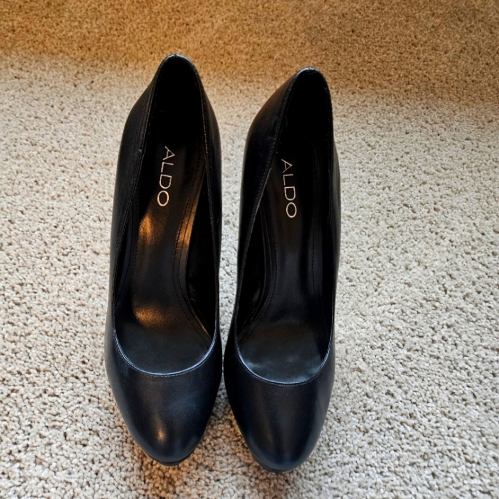 Size 9 100% Genuine Leather Upper Aldo Women's Black Stilettos